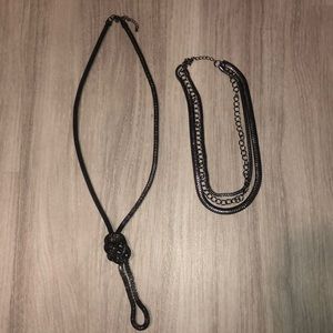 Metallic silver necklace